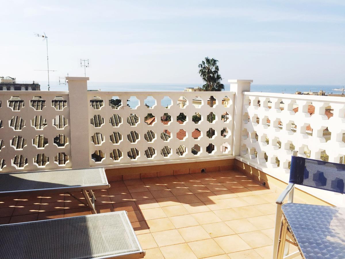 Ines Hotel 2*